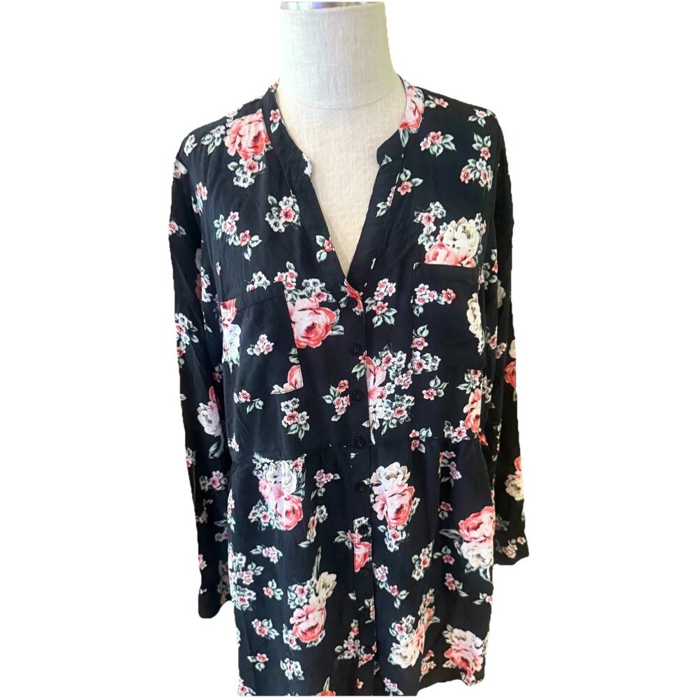 Torrid Blouse Top Womens Size 3 3x. Black Pink Floral Long Sleeve Button Down - Picture 7 of 7